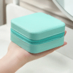 منظم الاكسسوارات والمجوهرات المحمول – مقسّم من الداخل ومثالي للسفر