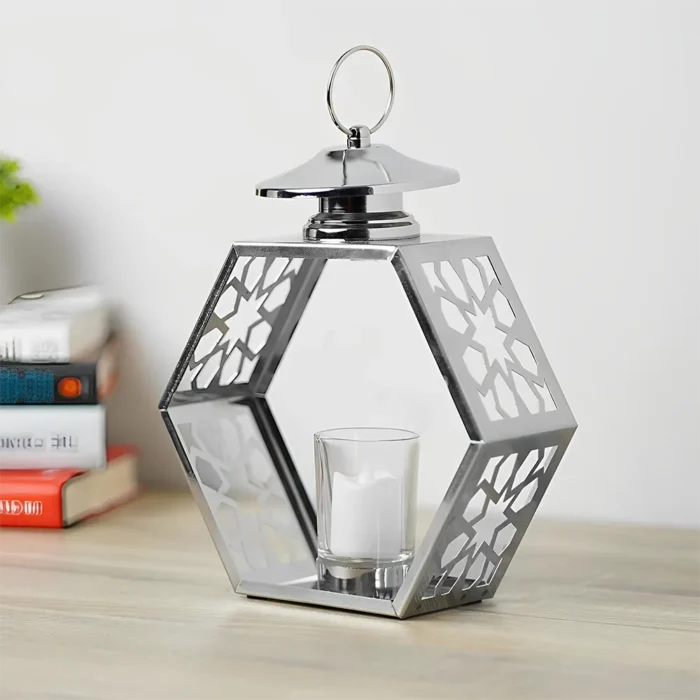 فانوس ديكور معدني سداسي الشكل – فضي (حامل للشموع)